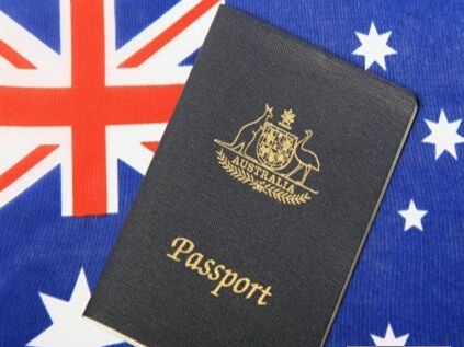 英国留学签证申请流程及材料准备