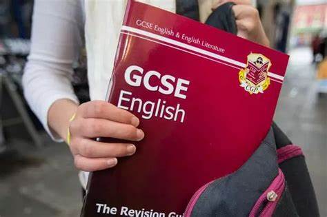 攻克GCSE英语阅读题应该关注这4个方面
