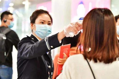 疫情归国人流密集，北京疾控建议留学生暂停回国