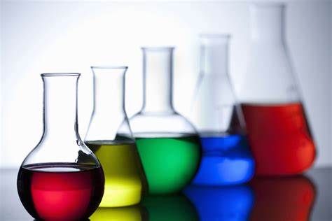 IGCSE化学课程和初中化学有哪些不同？